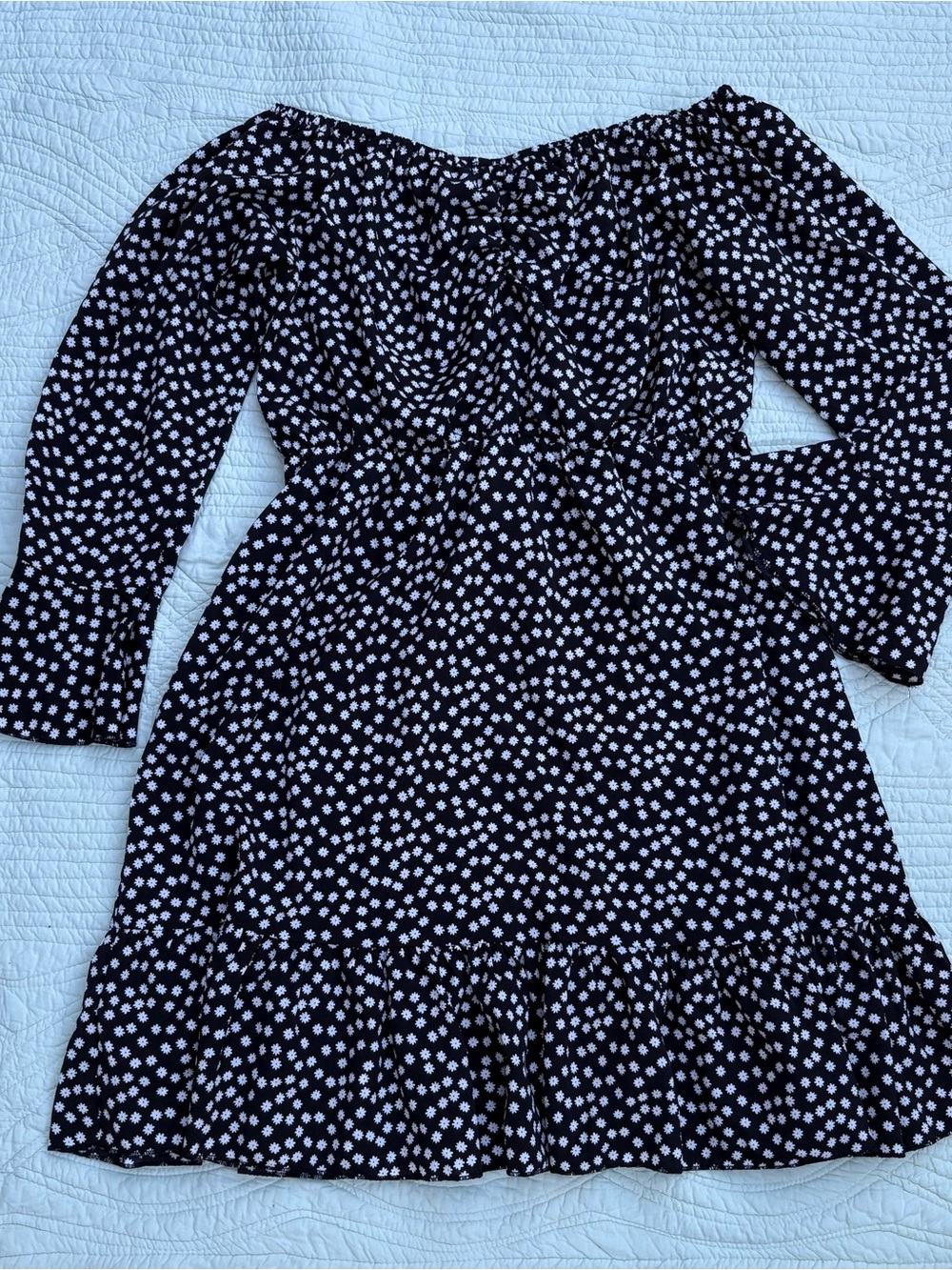 Shein Off-Shoulder Black Floral Mini Dress size Large